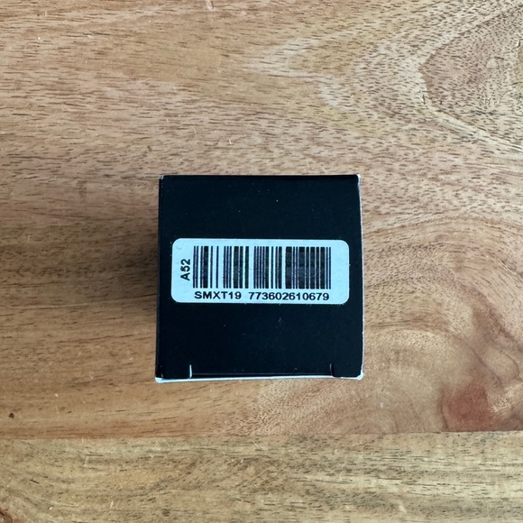 MAC STUDIO RADIANCE FACE AND BODY RADIANT SHEER FOUNDATION c8 NEW in BOX! - Picture 10 of 11